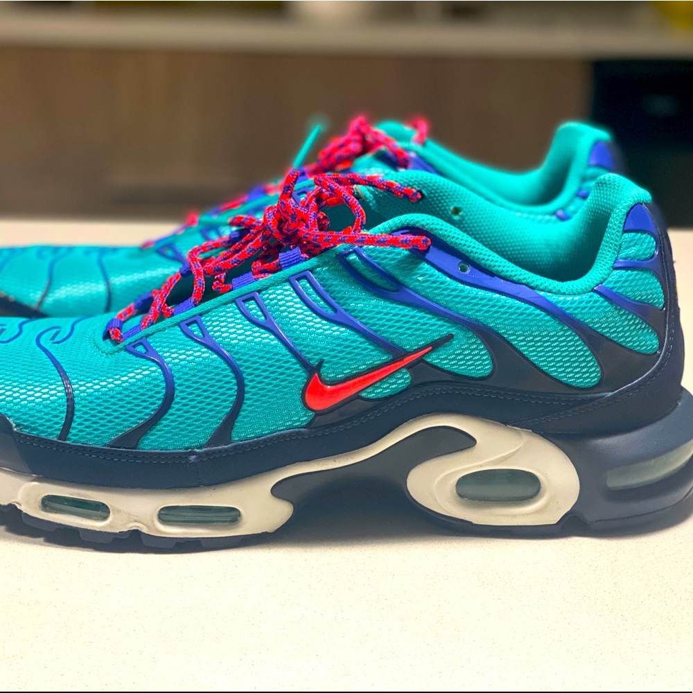 Nike Air Max Plus Discover Your Air